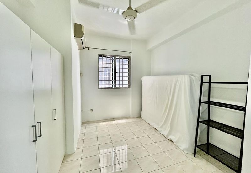 Bougainvilla Apartments