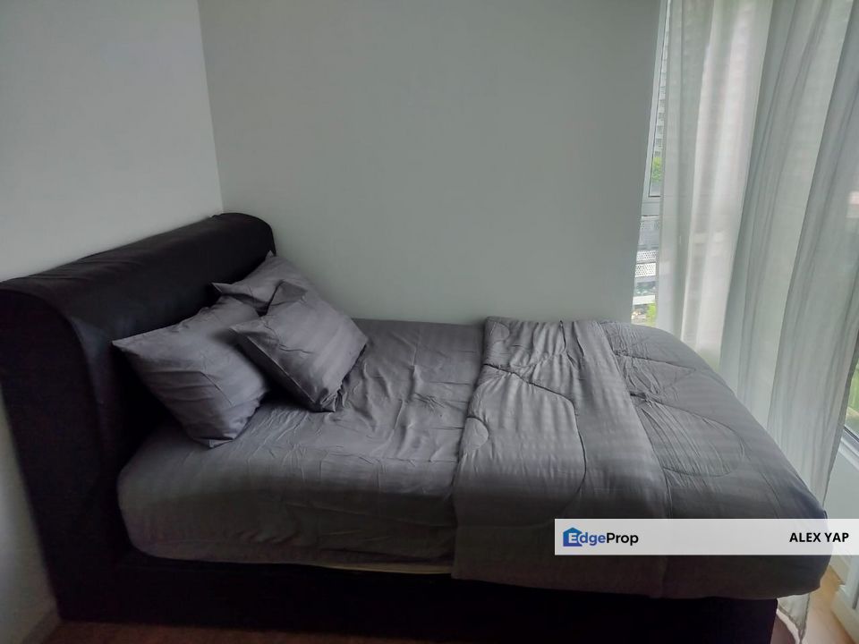 Cerrado Residence @ Southville City Bangi For Rent | Renovated | Near KTM Bangi Move in Condition | Fully-Furnished, Selangor, Bangi