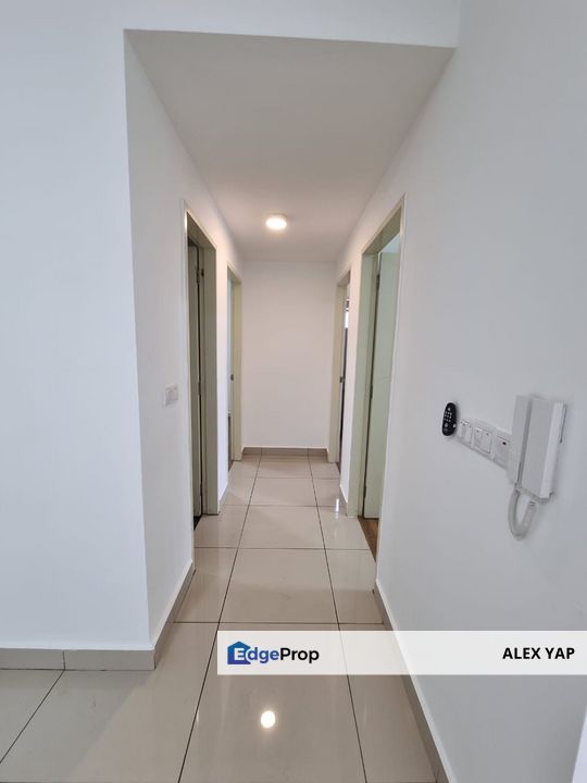 Cerrado Residence @ Southville City Bangi For Rent | Renovated | Near KTM Bangi Move in Condition | Fully-Furnished, Selangor, Bangi
