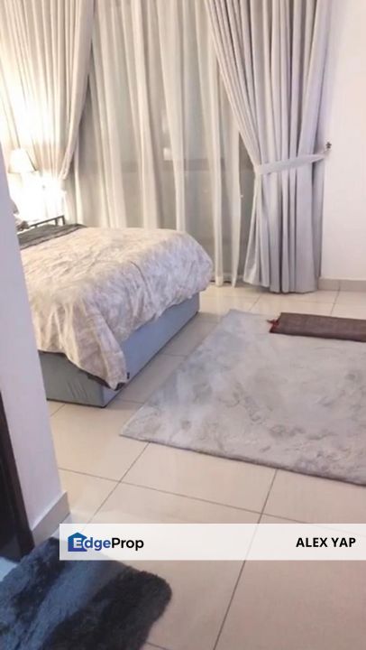 Good Condition | Oasis 1, Condominium For Sale | Kajang | Renovated | Furnished | Freehold | Full Loan | 3Room 2Bath, Selangor, Kajang