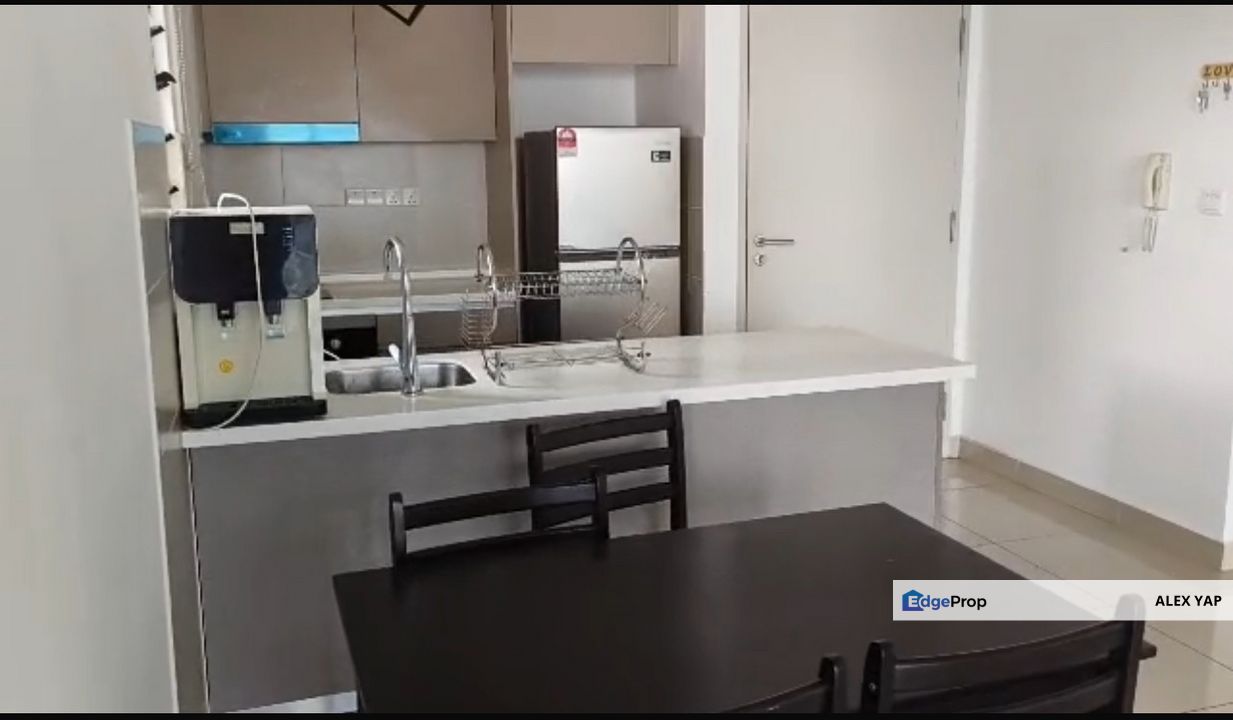 Good Condition | Citizen 2, Condominium For Sale | Renovated | Fully Furnished | Near KTM Petaling | Freehole | 3 ROOMS 2 BATHROOMS | Available Now ! , Kuala Lumpur, Jalan Klang Lama (Old Klang Road)