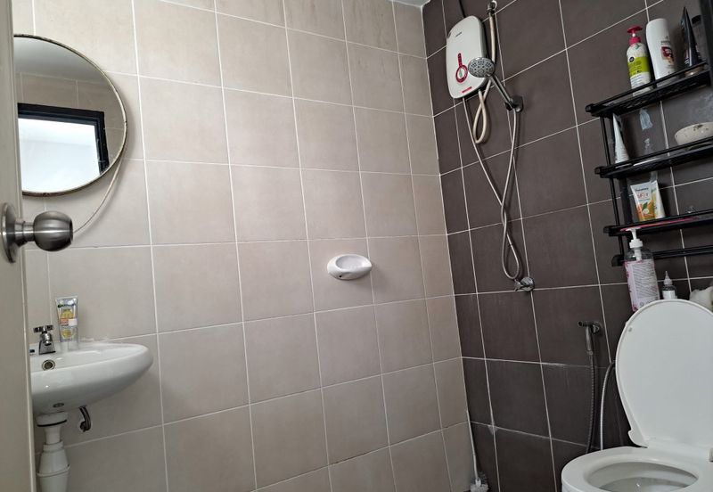 De Bayu Apartment @ Setia Alam