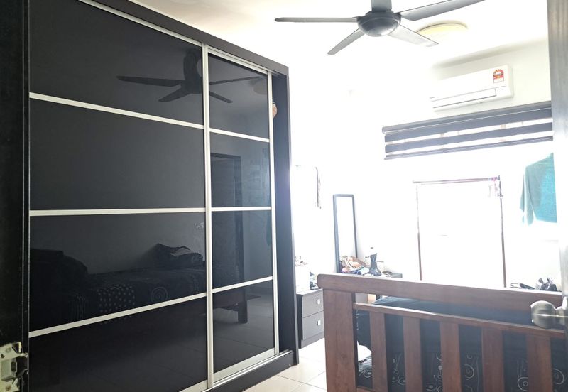 De Bayu Apartment @ Setia Alam