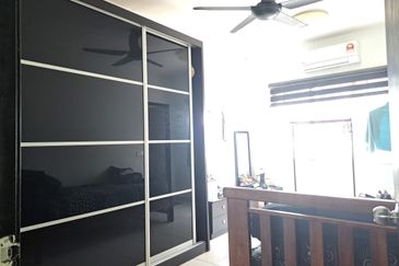 De Bayu Apartment @ Setia Alam