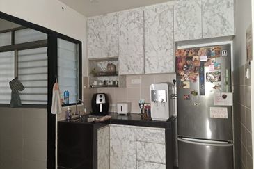 De Bayu Apartment @ Setia Alam