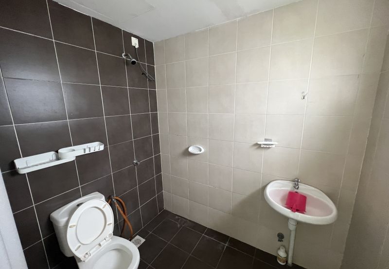 De Bayu Apartment @ Setia Alam