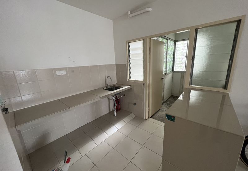 De Bayu Apartment @ Setia Alam