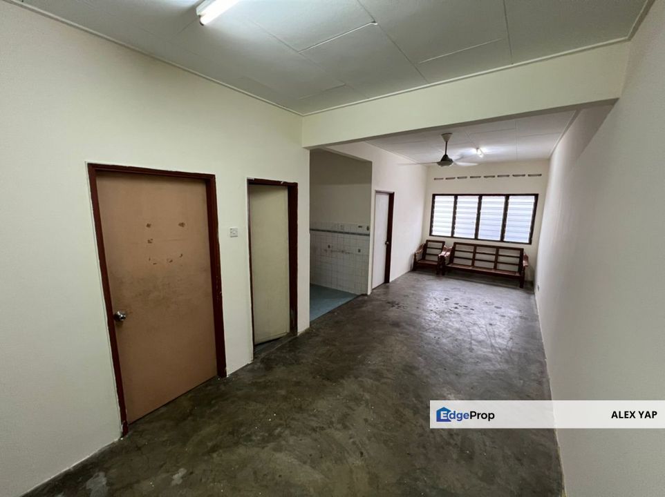Goodyear Court 10 Apartment For Sale | 100% Full Loan | Near Shopping Mall  | Near LRT Wawasan | Freehole | 2 ROOMS 1 BATHROOMS | Available Now !, Selangor, Subang Jaya