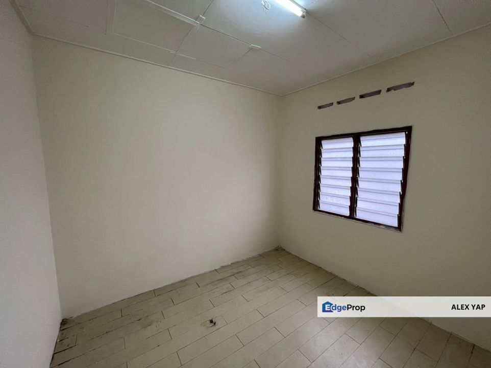 Goodyear Court 10 Apartment For Sale | 100% Full Loan | Near Shopping Mall  | Near LRT Wawasan | Freehole | 2 ROOMS 1 BATHROOMS | Available Now !, Selangor, Subang Jaya