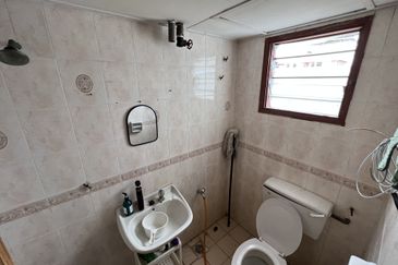 Subang Perdana Goodyear Court 10