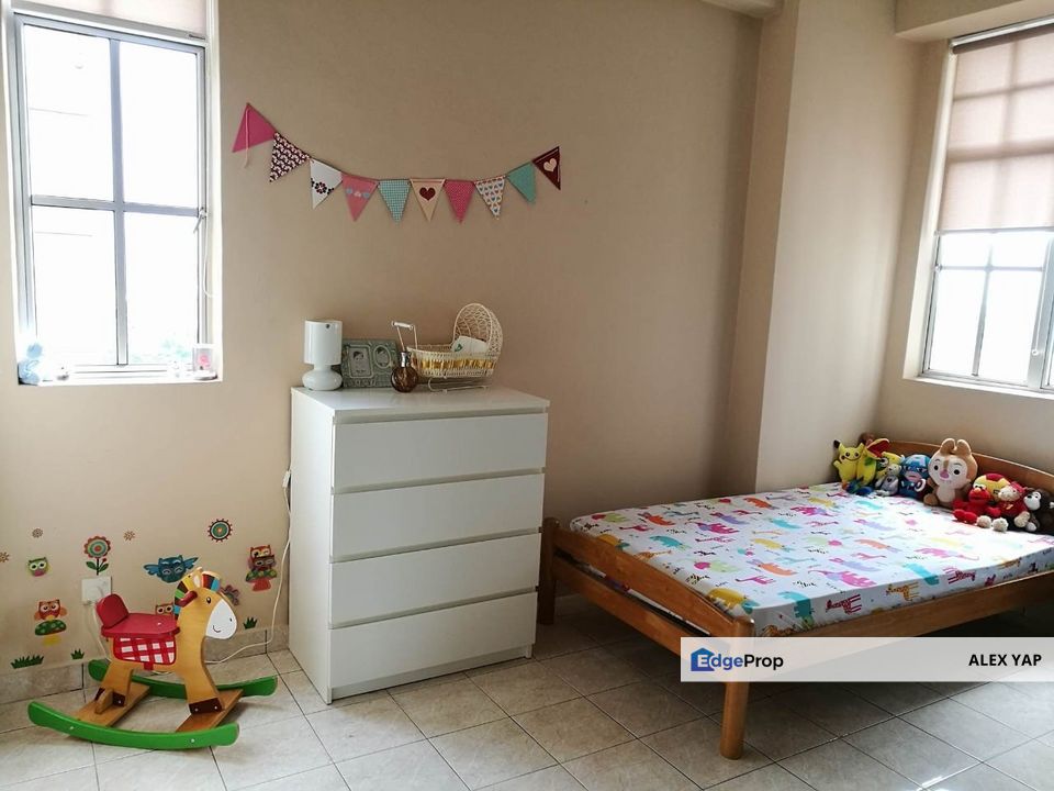 Greenview Residence Sungai Long For Sale | 100% Full Loan | Near Shopping Mall | Near MRT Batu 11 Cheras | Freehole | Furnished | Available Now !, Selangor, Kajang