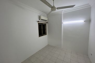 Indahria Apartment