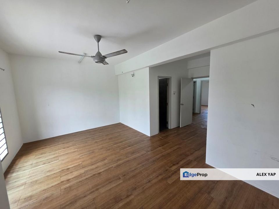 Casa Green @ Cybersouth, Double Storey For Sale | 100% Full Loan | Cyberjaya | Ready individual title | 18x65 | 3 ROOMS 2 BATHROOMS , Selangor, Cyberjaya