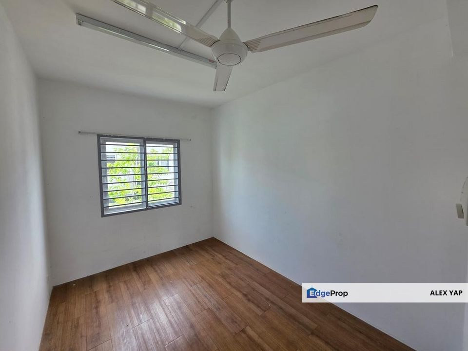 Casa Green @ Cybersouth, Double Storey For Sale | 100% Full Loan | Cyberjaya | Ready individual title | 18x65 | 3 ROOMS 2 BATHROOMS , Selangor, Cyberjaya