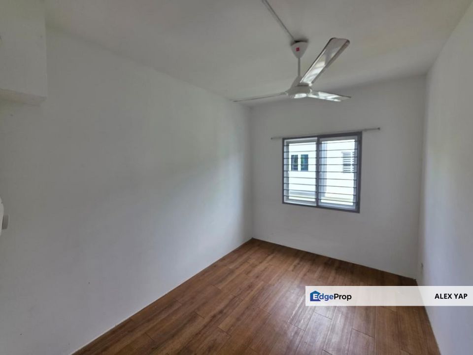 Casa Green @ Cybersouth, Double Storey For Sale | 100% Full Loan | Cyberjaya | Ready individual title | 18x65 | 3 ROOMS 2 BATHROOMS , Selangor, Cyberjaya