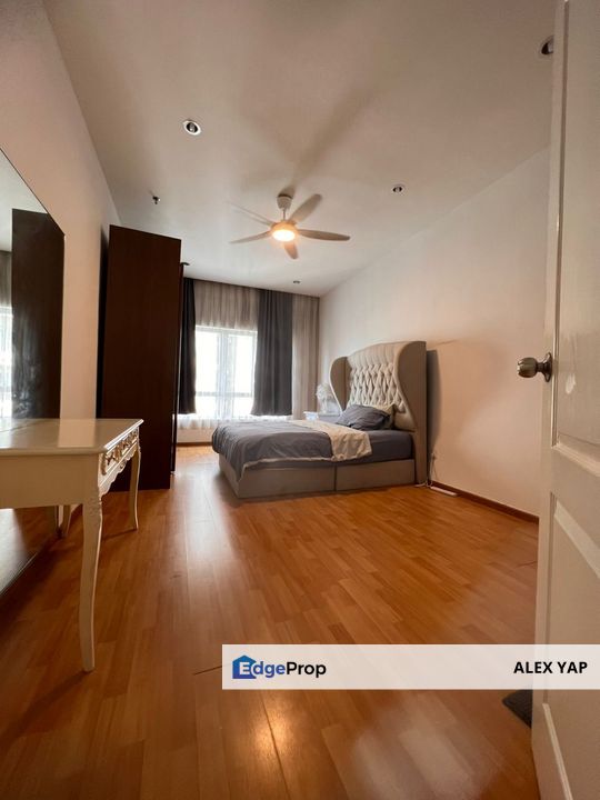 Waldorf Tower Condominium @ Sri Hartamas For Sale |  | Near Hartamas Shopping Centre | Freehole | 4 ROOMS 3 BATHROOMS | 2 Car Parks  Prime location, Kuala Lumpur, Sri Hartamas 