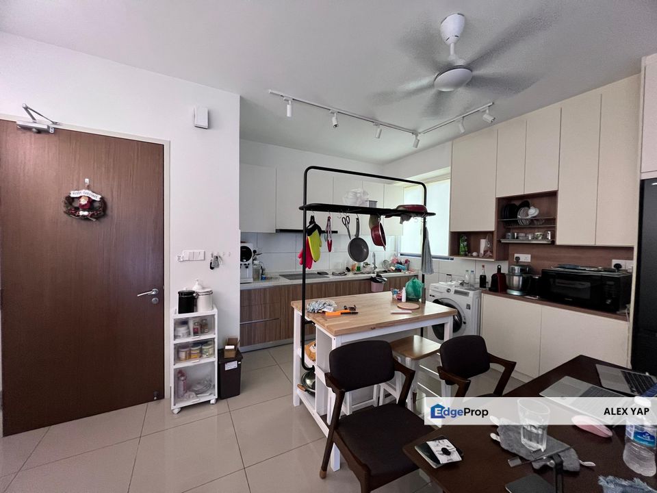 Available Now ！Move in Condition | Kuchai Sentral For Rent | Renovated | Fully-Furnished | Near Kuchai MRT | Pet Friendly | Corner Lot, Kuala Lumpur, Kuchai Lama