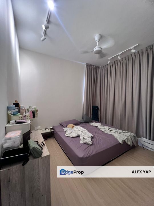 Kuchai Sentral For Rent | Renovated | Fully-Furnished | Near Kuchai MRT | Pet Friendly | Corner Lot Available Now | Move in Condition , Kuala Lumpur, Kuchai Lama