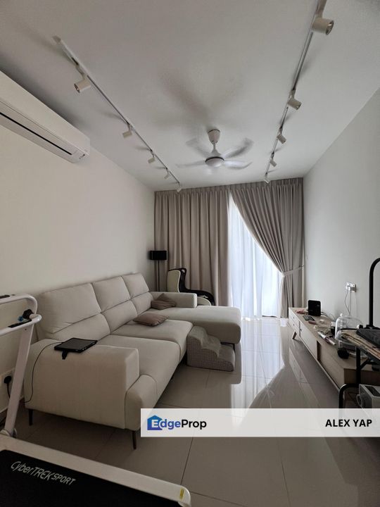 Pet Friendly | Move in Condition | Kuchai Sentral For Rent | Renovated | Fully-Furnished | Near Kuchai MRT | Corner Lot | Available Now, Kuala Lumpur, Kuchai Lama