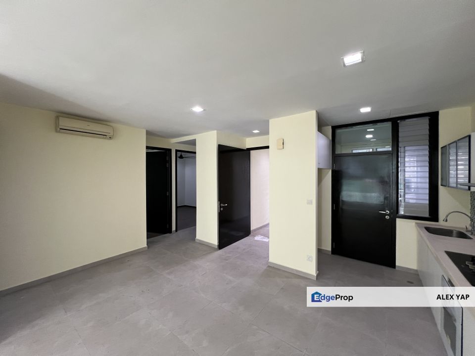 USJ One Avenue, Condominium For Sale | Fully Furnished | Mid Floor | 3 ROOMS 2 BATHROOMS, Selangor, USJ