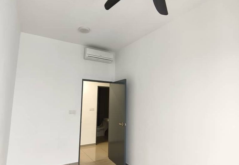 The Hipster @ Taman Desa