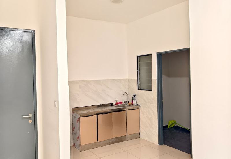 The Hipster @ Taman Desa