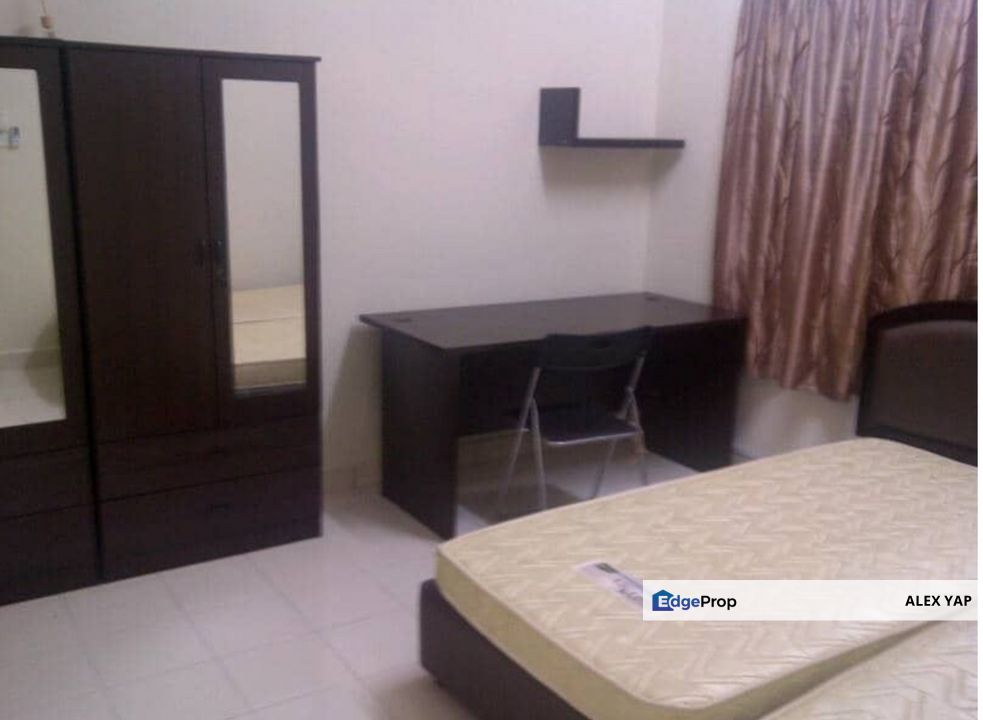 Move in Condition | Suriamas Condo Bandar Sunway For Sale | Near BRT | Fully Furnished | 4 ROOMS 2 BATHROOMS | Available Now, Selangor, Bandar Sunway