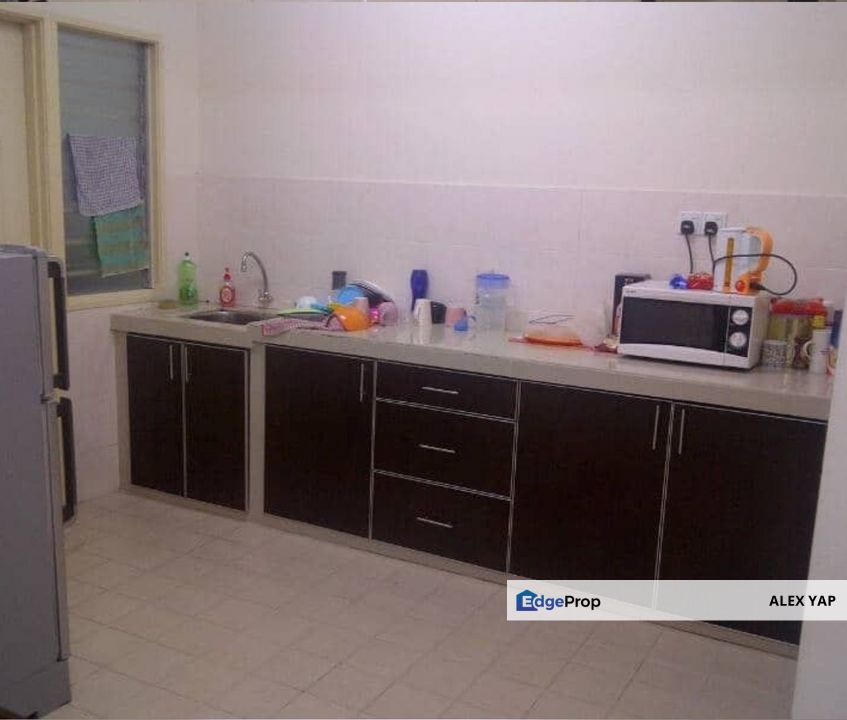 Move in Condition | Suriamas Condo Bandar Sunway For Sale | Near BRT | Fully Furnished | 4 ROOMS 2 BATHROOMS | Available Now, Selangor, Bandar Sunway