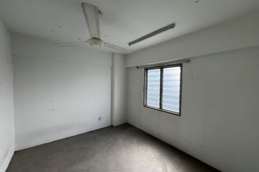 Sri Rakyat Apartment