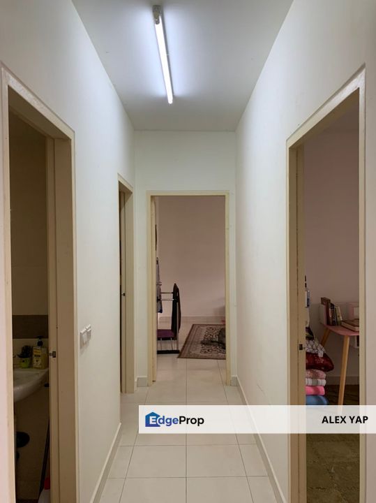 Corner Unit | Seri Mutiara Apartment @ Setia Alam For Sale | Freehold | 3 ROOMS 2 BATHROOMS | Available Now, Selangor, Setia Alam/Alam Nusantara