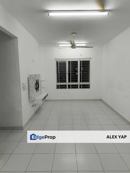 Available Now | Seri Jati Apartment For Sale | Freehold | Full Loan | Furnished | 3 ROOMS 2 BATHROOMS | , Selangor, Setia Alam/Alam Nusantara