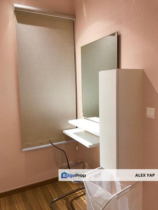 Move in Condition | Petalz Residence For Sale  | FULLY FURNISHED | Freehold | Low Floor | 7minute Walking Distance to KTM Petaling | Available Now , Kuala Lumpur, Jalan Klang Lama (Old Klang Road)