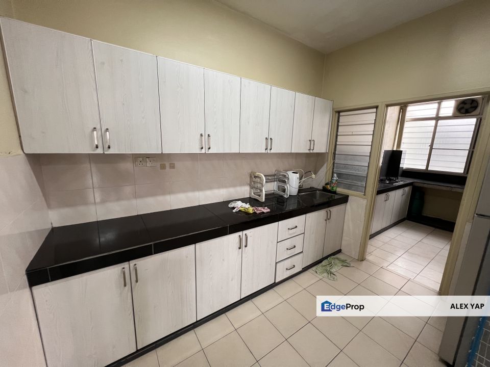 Available Now ！Suriamas Condominium For Sale | Bandar Sunway | Renovated | Near BRT | Move in Condition | High floor | Prime Location, Selangor, Bandar Sunway