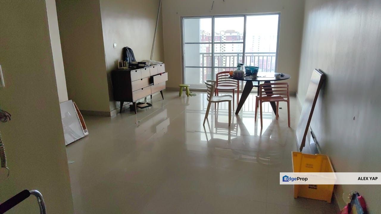 Available Now ！Suriamas Condominium For Sale | Bandar Sunway | Renovated | Near BRT | Move in Condition | High floor | Prime Location, Selangor, Bandar Sunway