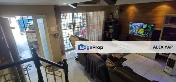 Taman Bukit Rahman Putra / Sungai Buloh / Freehold / Double Storey / Partially Furnished / Fully Extended Unit , Selangor, Sungai Buloh