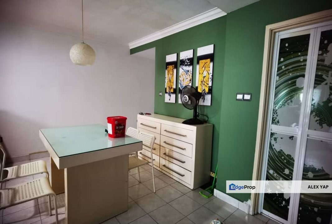 Flora Damansara / Damansara / Facing Forest View/ Starta Title/ Fully Furnished/ Full Loan 100%, Selangor, Damansara Perdana