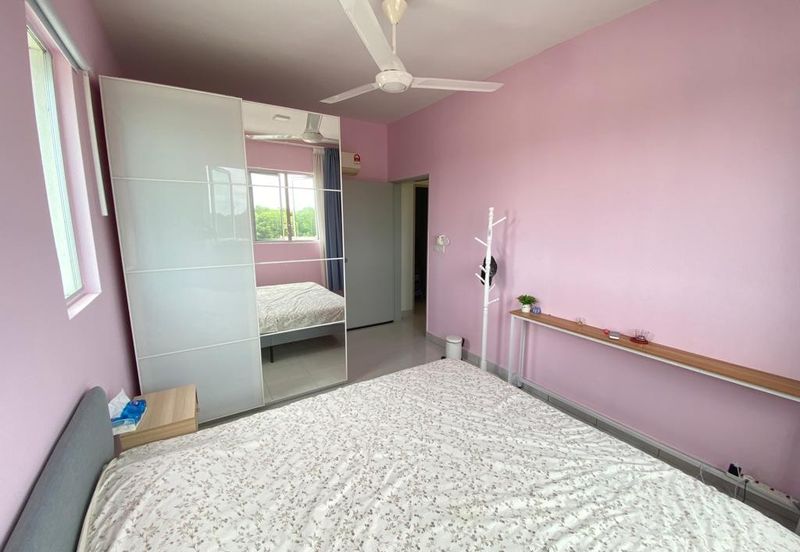 The Residence 1 @ Tiara South