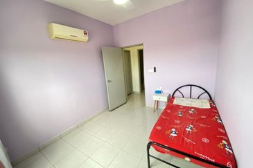 The Residence 1 @ Tiara South