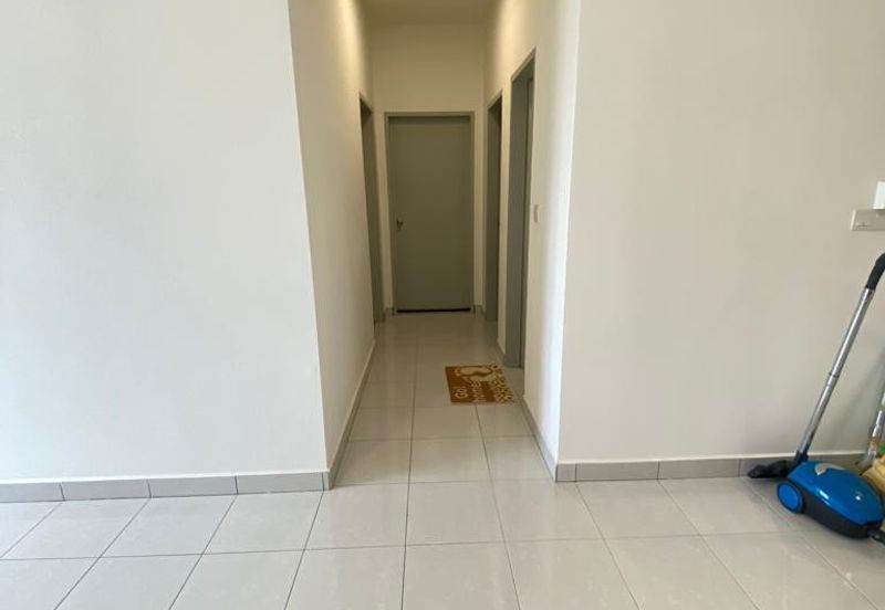 The Residence 1 @ Tiara South