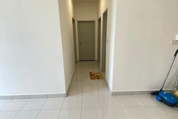 The Residence 1 @ Tiara South