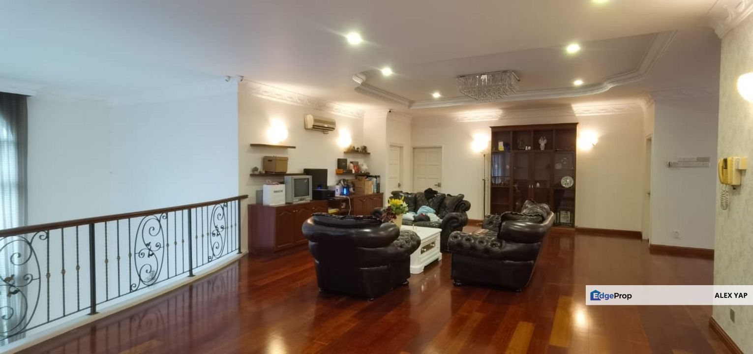 Taman Villa Heights Bungalow / Kajang / Freehold / Fully Furnished / Unit Age less than 10years / Big Land / Sale / Jual , Selangor, Kajang