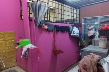 Pangsapuri Putra Raya