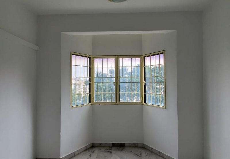 Aman Puri Apartment