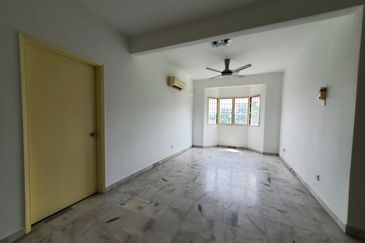 Aman Puri Apartment