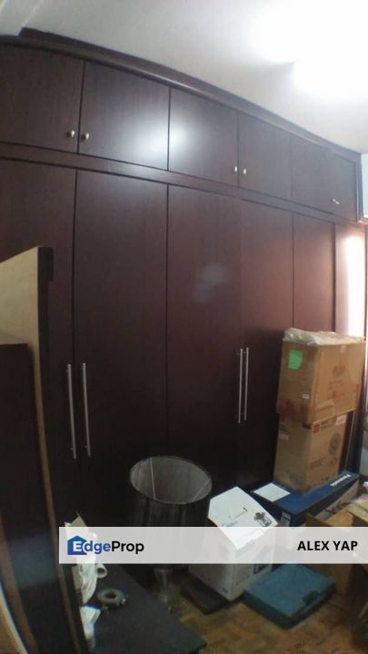 Vista Saujana Apartment / Kepong / Corner Unit / Strata Title / Full Loan 100% / Low Deposit / Facing Pool View / Good ROI / Sale / Jual , Selangor, Kepong