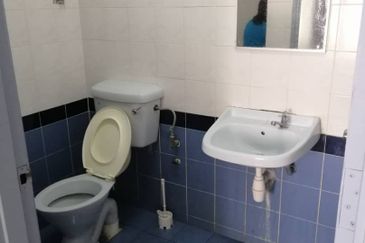 Danau Impian Condominium