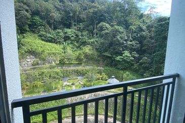 The Trees, Bukit Lanjan