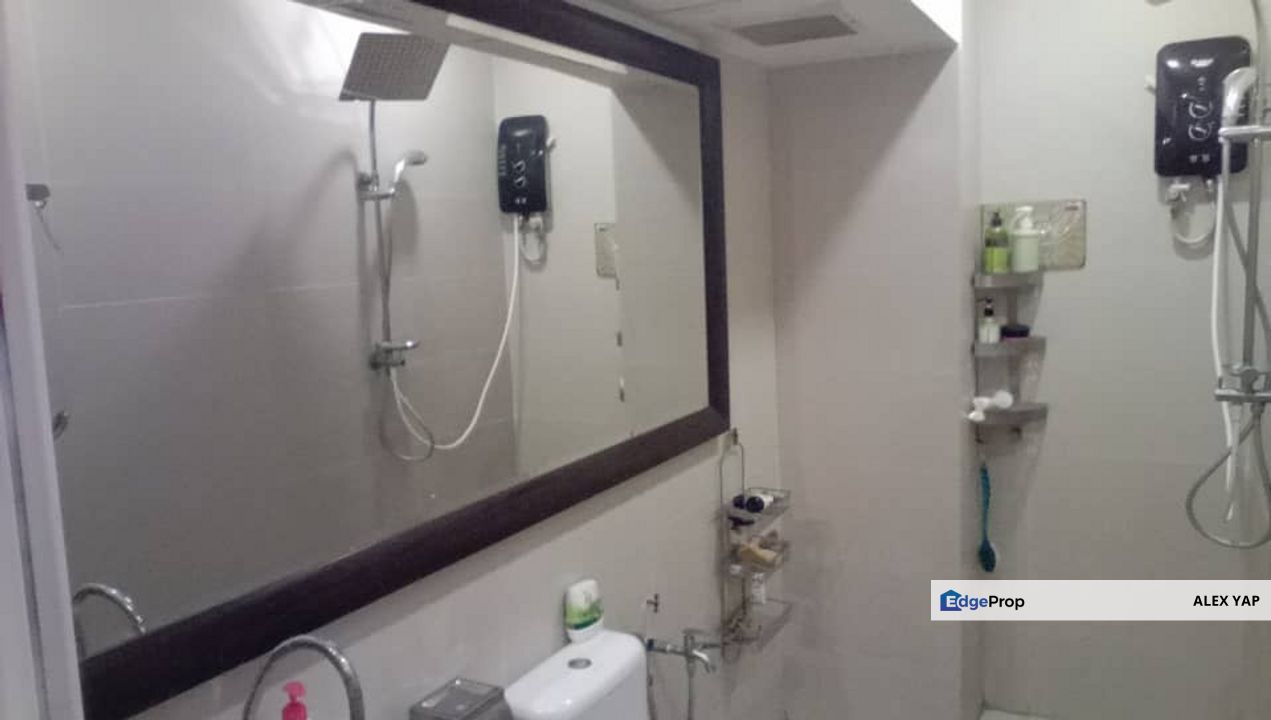 Vista Impiana Apartment/ Taman Bukit Serdang/ Low Deposit/ Studio Unit/ Fully Furnished/ Low Floor/ Sale/ Jual, Selangor, Seri Kembangan