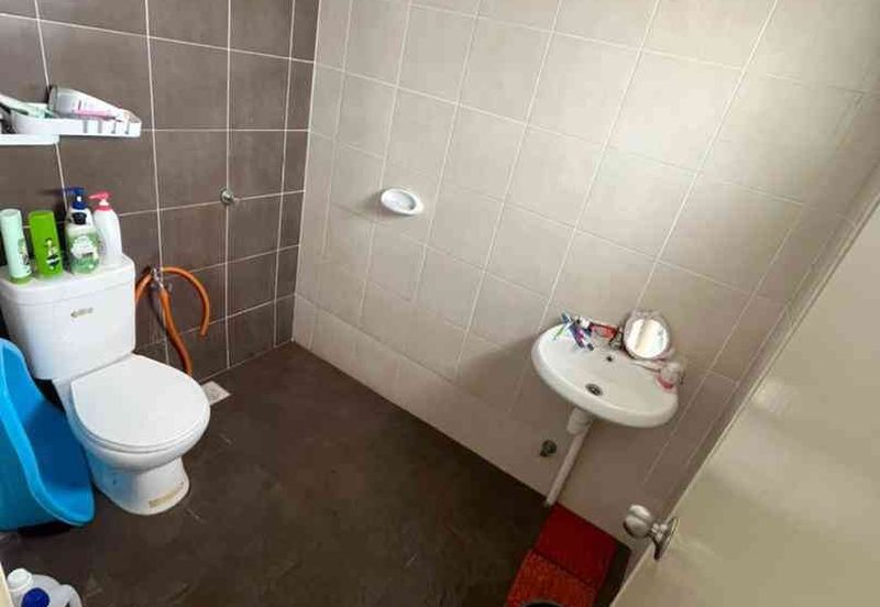 De Bayu Apartment @ Setia Alam