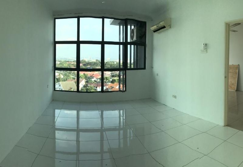 Vista Alam Serviced Apartment